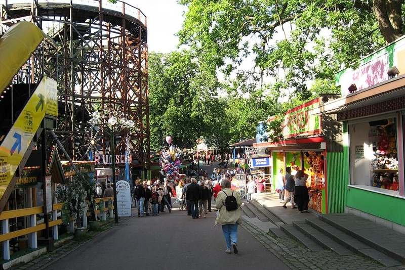 Bakken: Ausflug in den ältesten Vergnügungspark